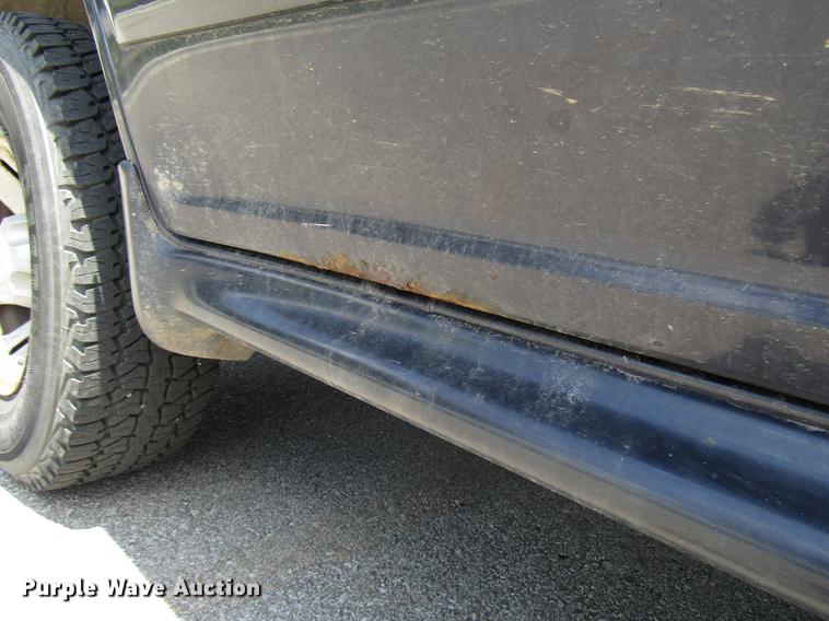 image for item DF8066 2000 Ford Explorer SUV