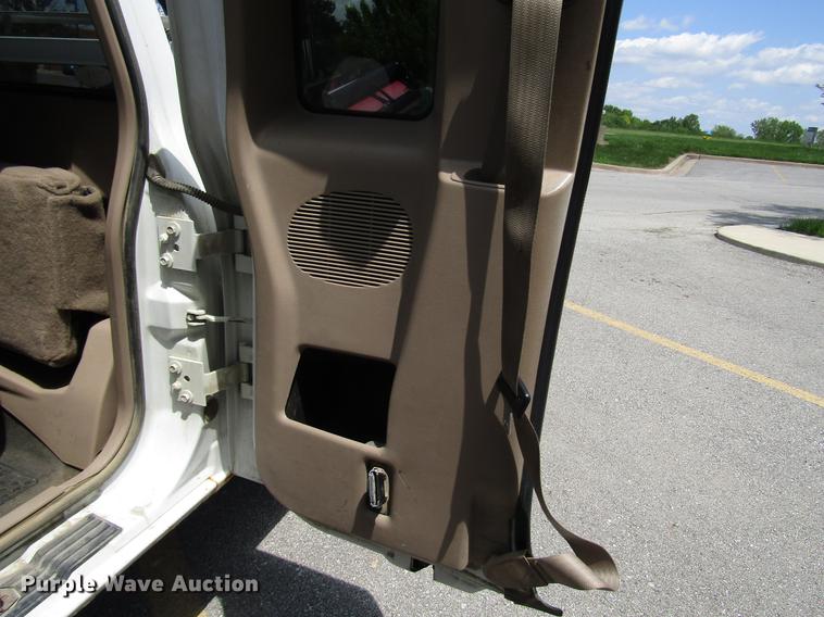 image for item DF8067 2001 Ford Ranger SuperCab pickup truck