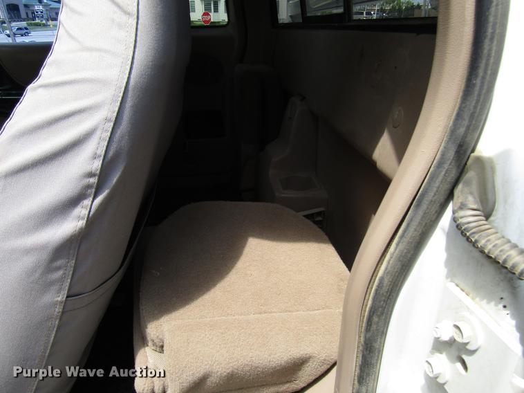 image for item DF8067 2001 Ford Ranger SuperCab pickup truck