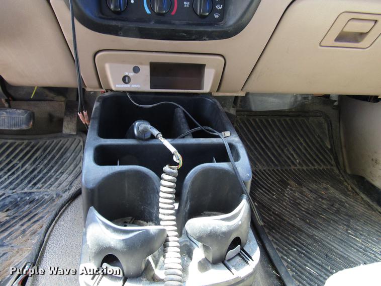 image for item DF8067 2001 Ford Ranger SuperCab pickup truck