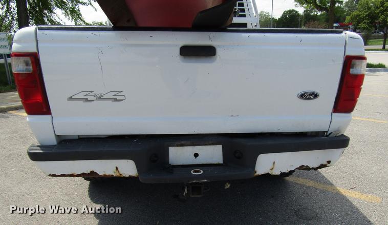 image for item DF8067 2001 Ford Ranger SuperCab pickup truck