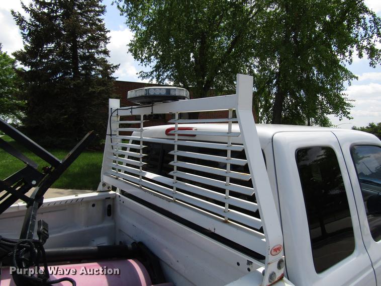 image for item DF8067 2001 Ford Ranger SuperCab pickup truck