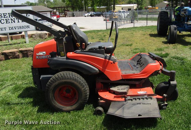 image for item DF8069 Kubota ZD331 ZTR lawn mower