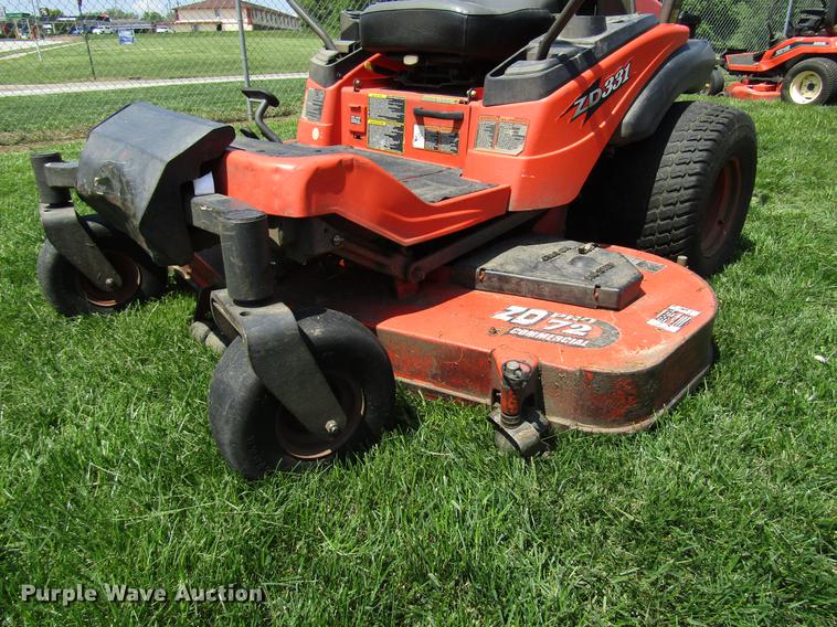 image for item DF8069 Kubota ZD331 ZTR lawn mower