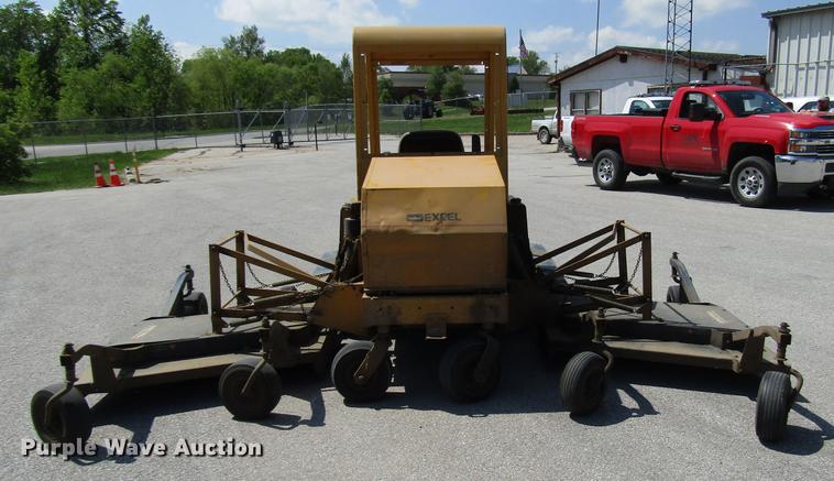 image for item DF8071 Excel Hustler 4600 lawn mower