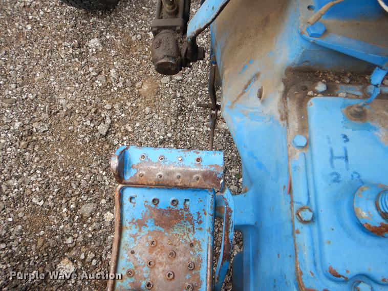 image for item DG1034 1972 Ford C5022B tractor