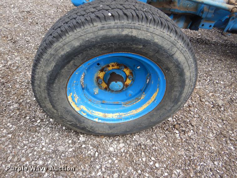 image for item DG1034 1972 Ford C5022B tractor