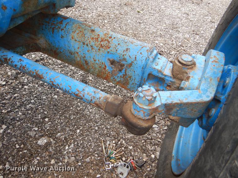 image for item DG1034 1972 Ford C5022B tractor