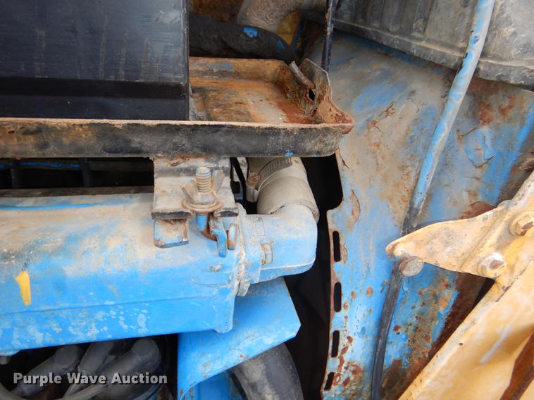 image for item DG1034 1972 Ford C5022B tractor