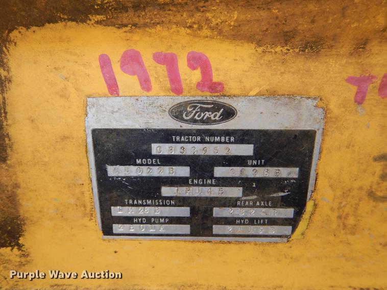 image for item DG1034 1972 Ford C5022B tractor