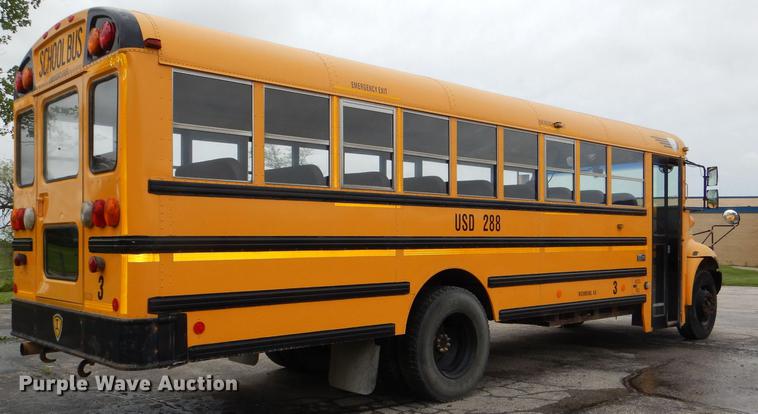 image for item DG1039 2006 International CE200 school bus