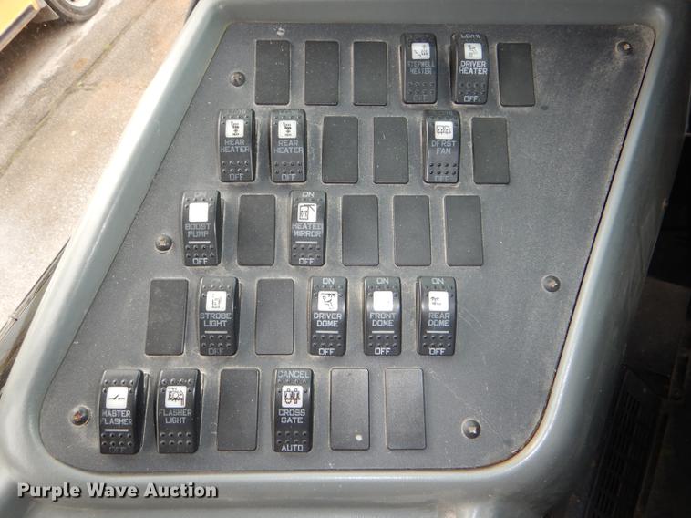 image for item DG1039 2006 International CE200 school bus