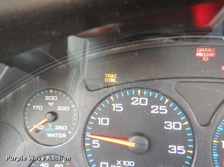 image for item DG1039 2006 International CE200 school bus