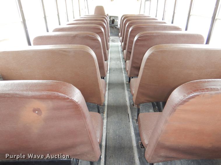 image for item DG1039 2006 International CE200 school bus