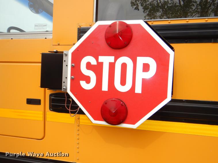 image for item DG1039 2006 International CE200 school bus