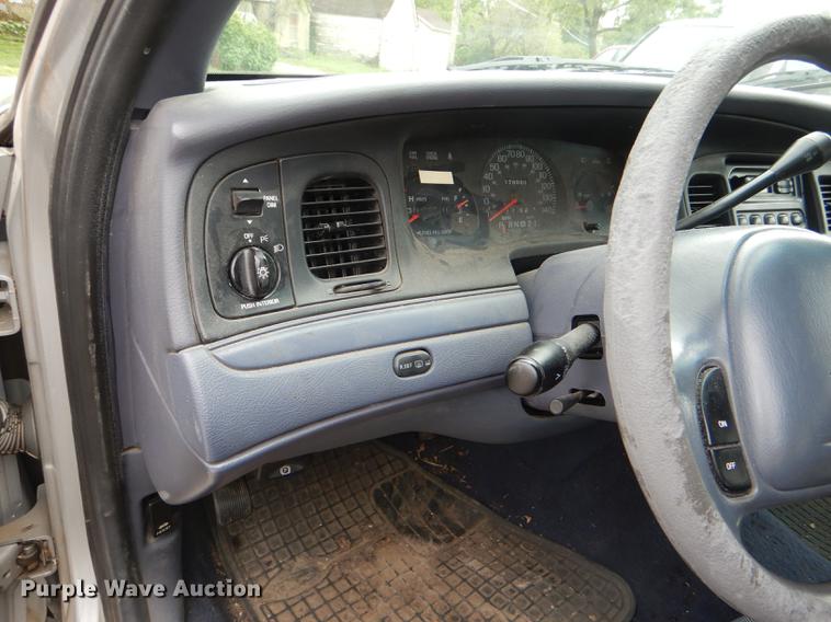 image for item DG1040 1999 Ford Crown Victoria Police Interceptor