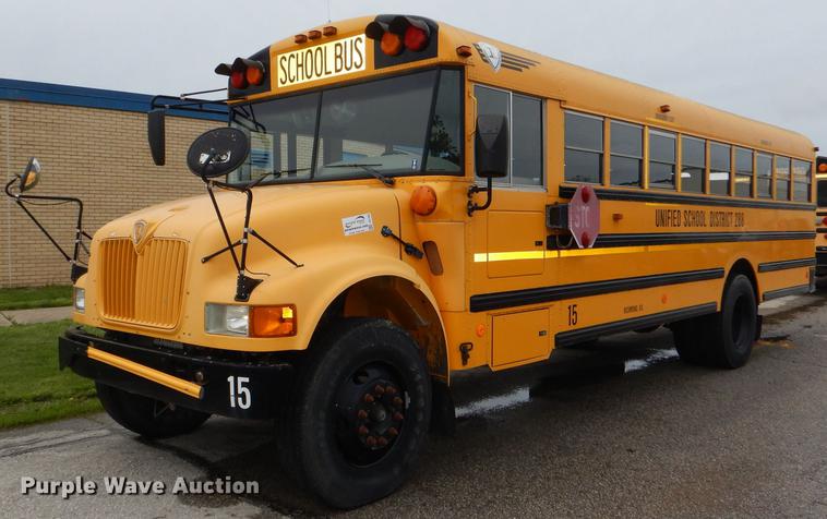 image for item DG1060 2004 International school bus