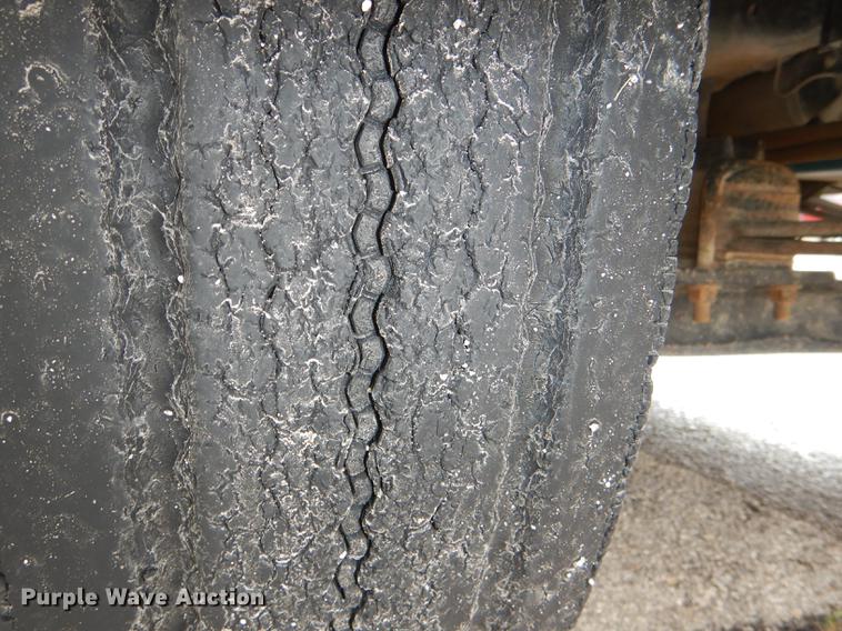 image for item DG1060 2004 International school bus