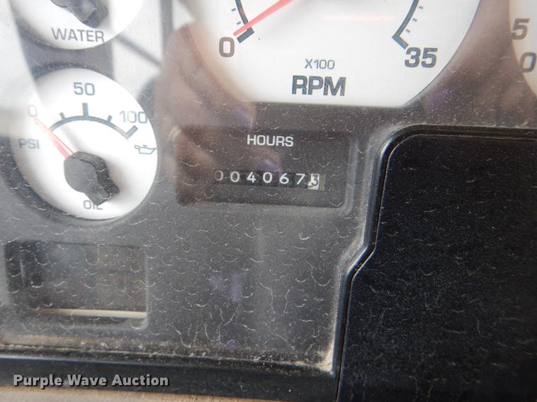 image for item DG1060 2004 International school bus