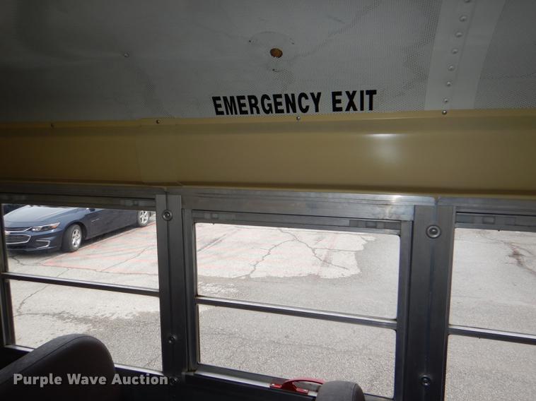 image for item DG1060 2004 International school bus