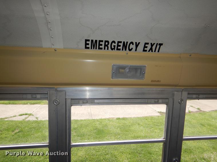 image for item DG1060 2004 International school bus