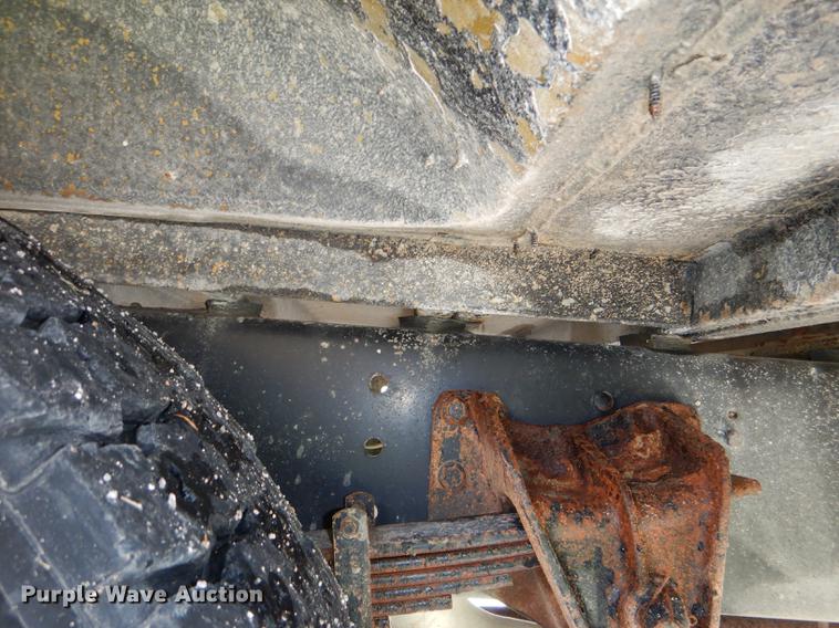 image for item DG1060 2004 International school bus