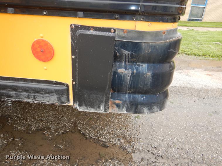 image for item DG1060 2004 International school bus