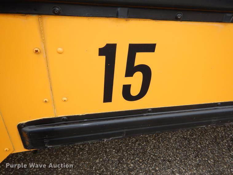 image for item DG1060 2004 International school bus