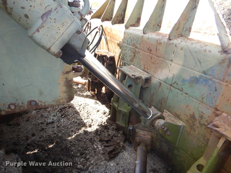 image for item DG1064 1962 Caterpillar D7E dozer