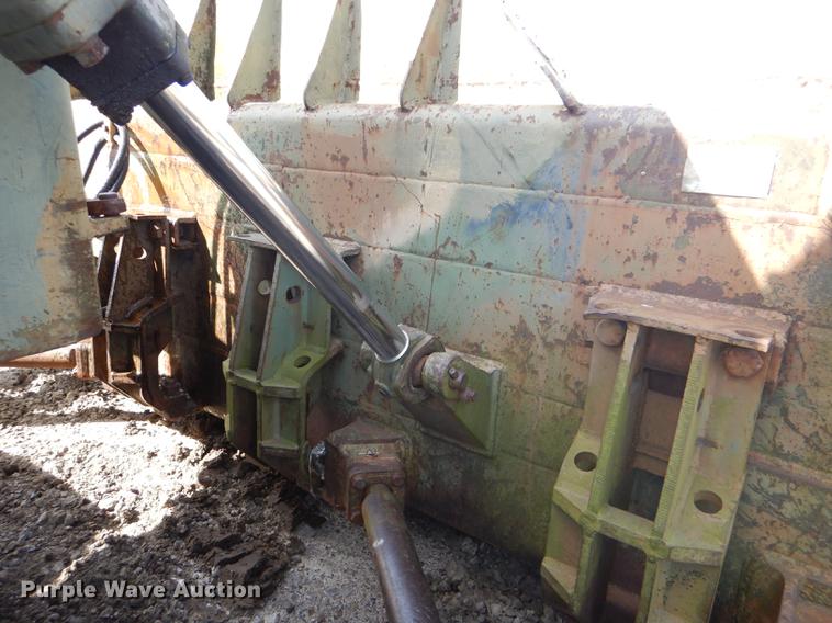 image for item DG1064 1962 Caterpillar D7E dozer