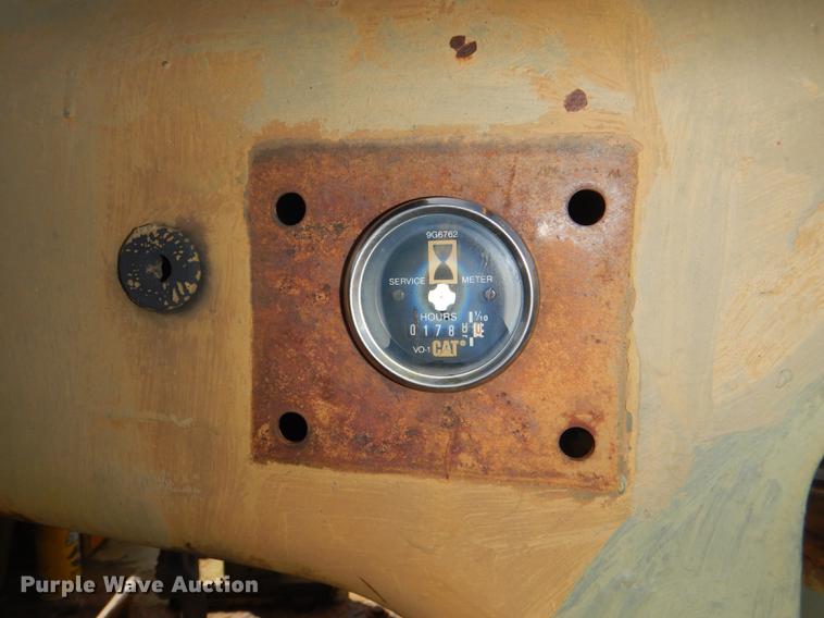 image for item DG1064 1962 Caterpillar D7E dozer