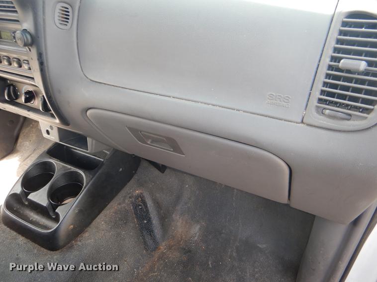 image for item DG1065 2001 Ford Ranger pickup truck