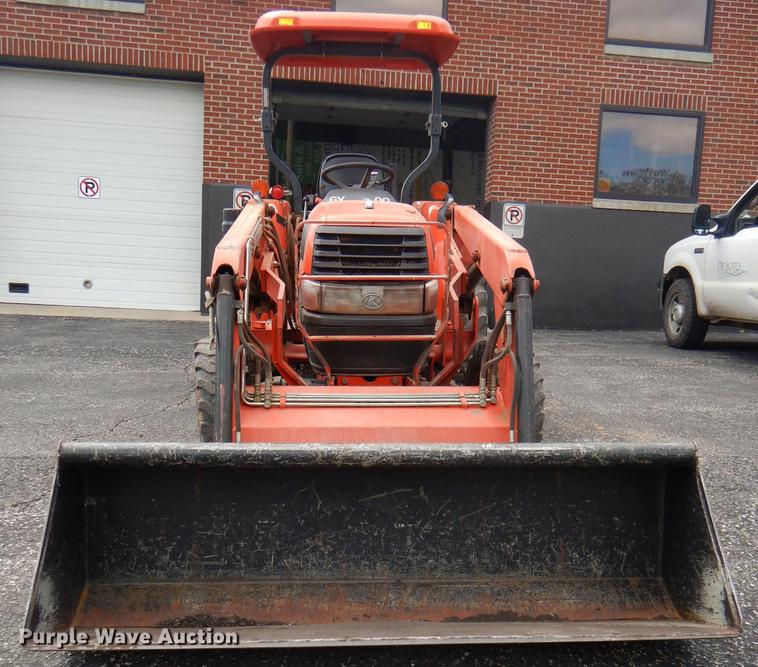 image for item DG1066 Kubota L3130D tractor
