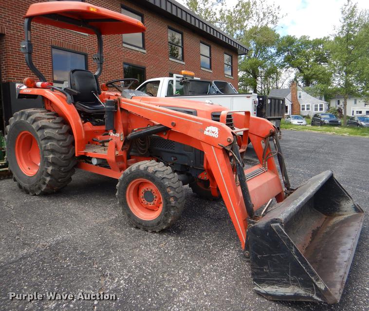 image for item DG1066 Kubota L3130D tractor