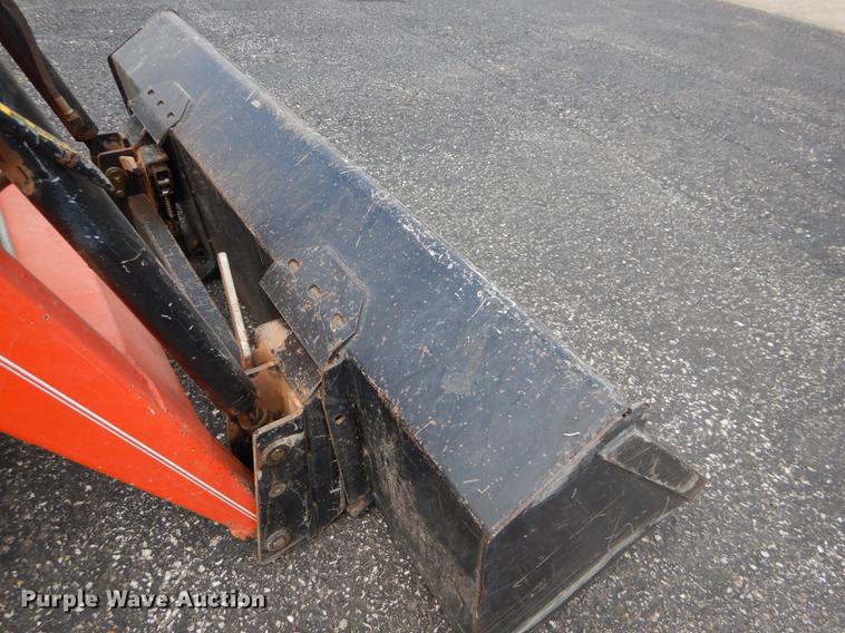 image for item DG1066 Kubota L3130D tractor