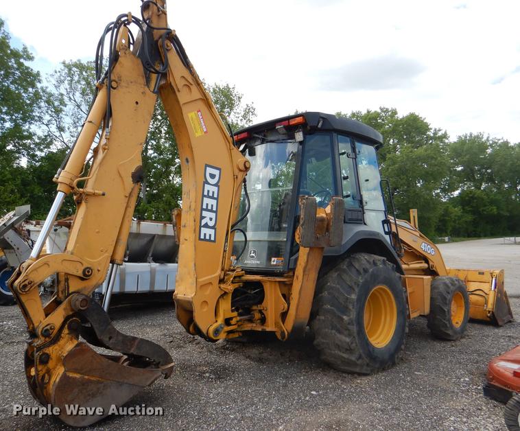 image for item DG1067 2002 John Deere 410G backhoe