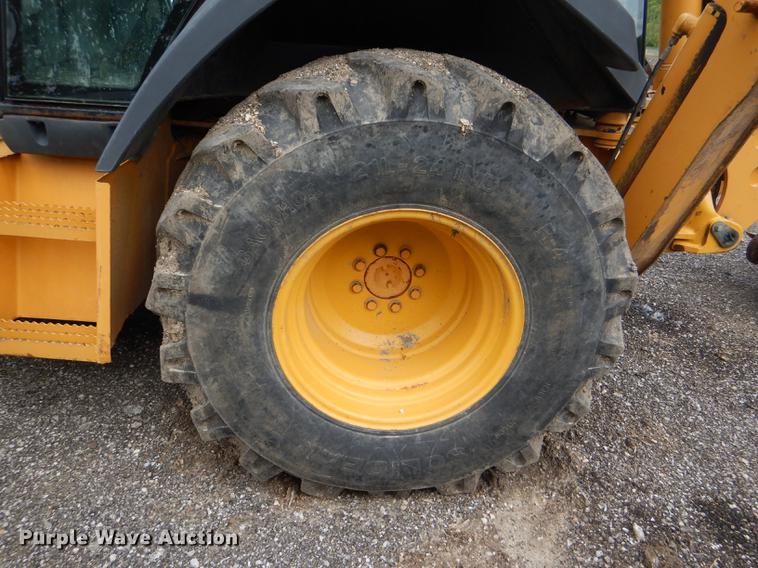 image for item DG1067 2002 John Deere 410G backhoe