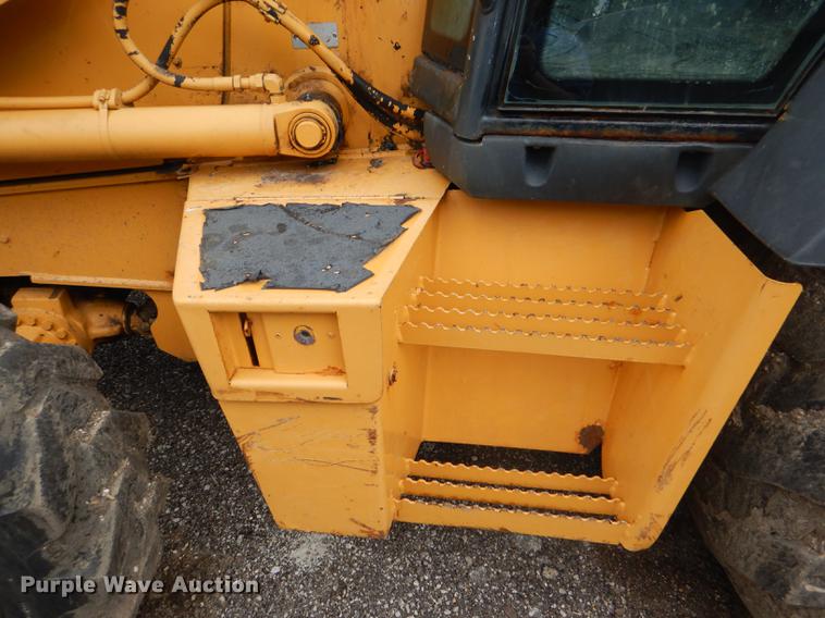 image for item DG1067 2002 John Deere 410G backhoe