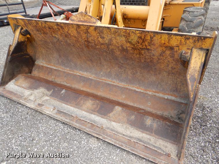 image for item DG1067 2002 John Deere 410G backhoe