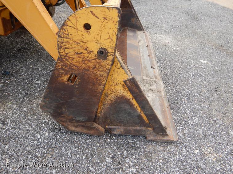 image for item DG1067 2002 John Deere 410G backhoe