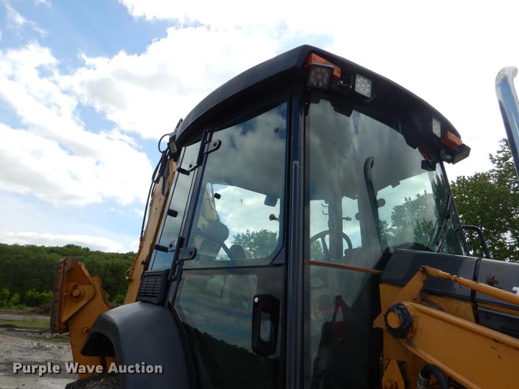 image for item DG1067 2002 John Deere 410G backhoe