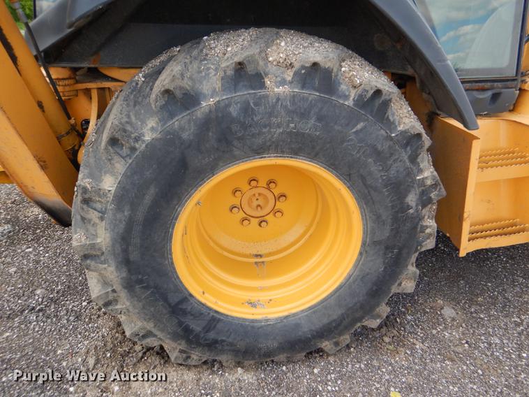 image for item DG1067 2002 John Deere 410G backhoe