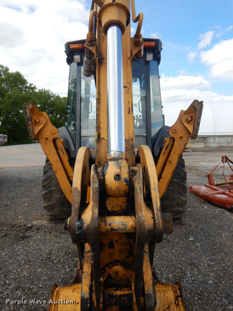 image for item DG1067 2002 John Deere 410G backhoe