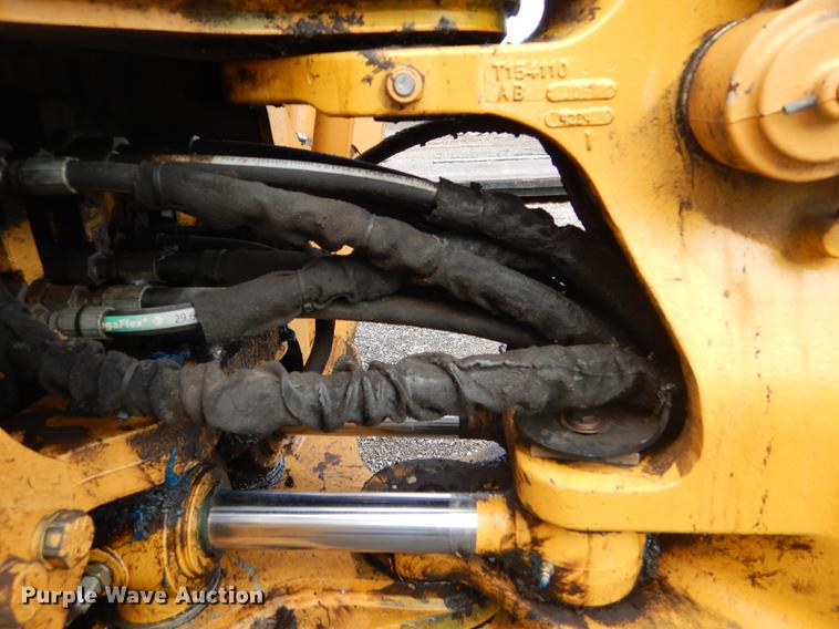 image for item DG1067 2002 John Deere 410G backhoe