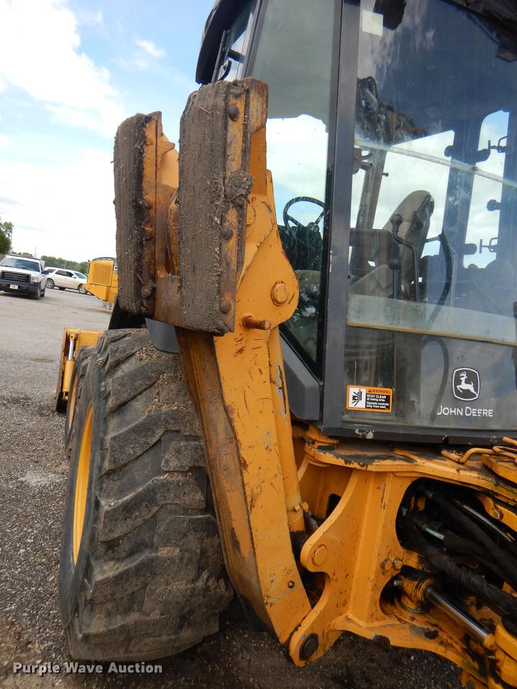 image for item DG1067 2002 John Deere 410G backhoe