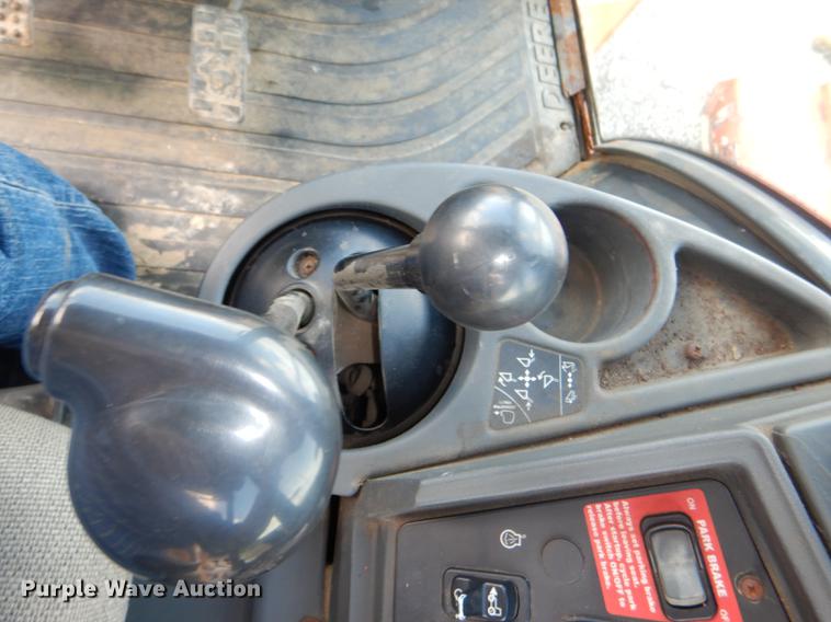 image for item DG1067 2002 John Deere 410G backhoe