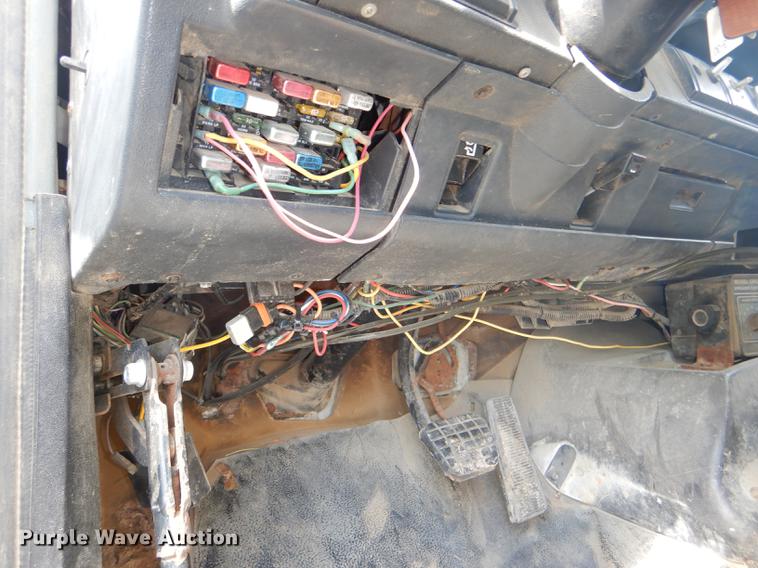 image for item DG1079 1994 GMC TopKick C5500 dump truck