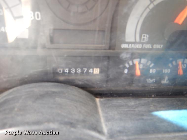 image for item DG1079 1994 GMC TopKick C5500 dump truck