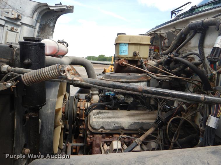 image for item DG1079 1994 GMC TopKick C5500 dump truck