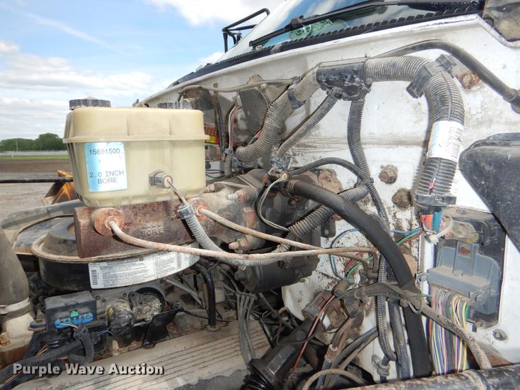 image for item DG1079 1994 GMC TopKick C5500 dump truck